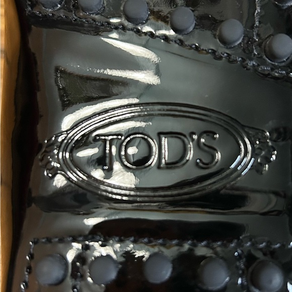 TOD’S Gommino black patent leather loafers, BNWOB, size 37.5 - Picture 9 of 11